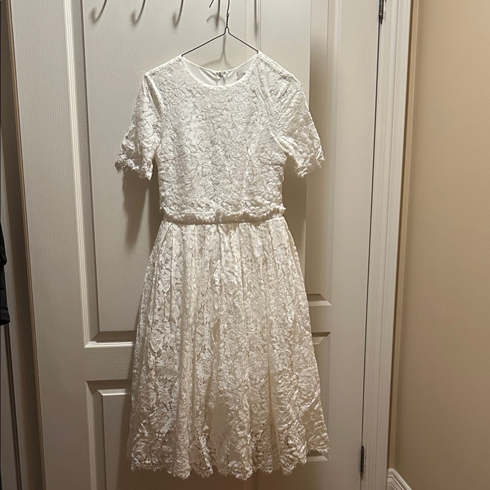 Elegant White Lace Dress